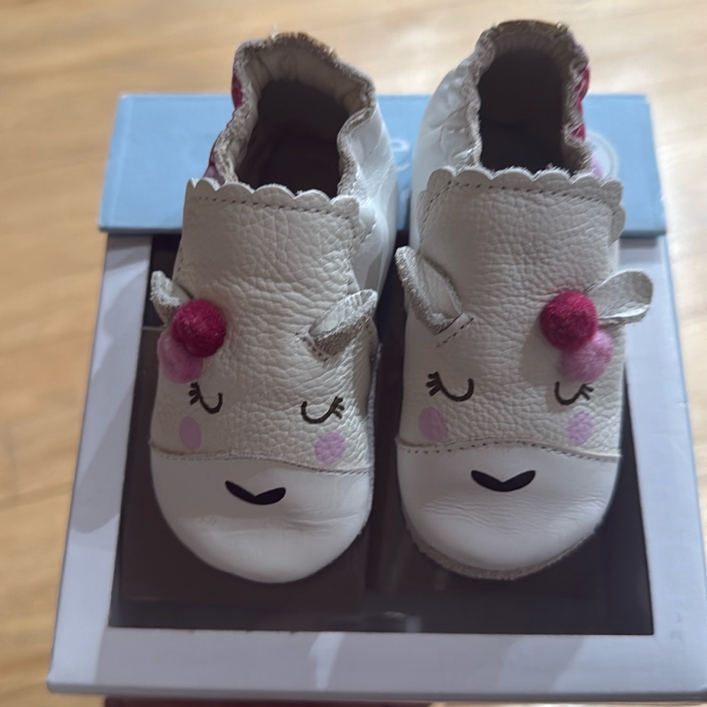Robeez Soft Soles size 0 - 6 months